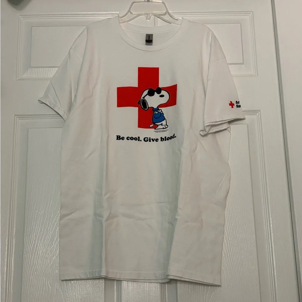 Snoopy Joe Cool - American Red Cross T-Shirt - Picture 2 of 10